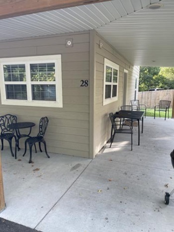 C28-porch