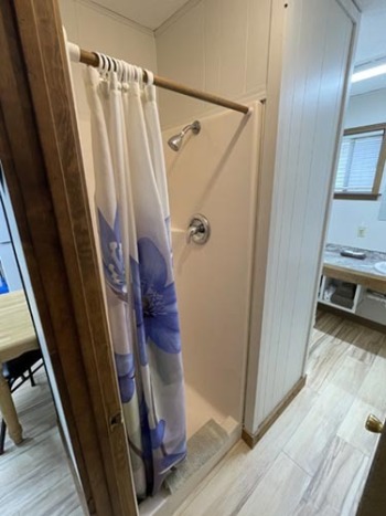 Stall-shower