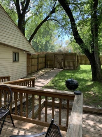 1_Fenced-in-yard