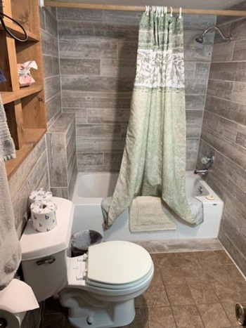 Bathroom-2-tub
