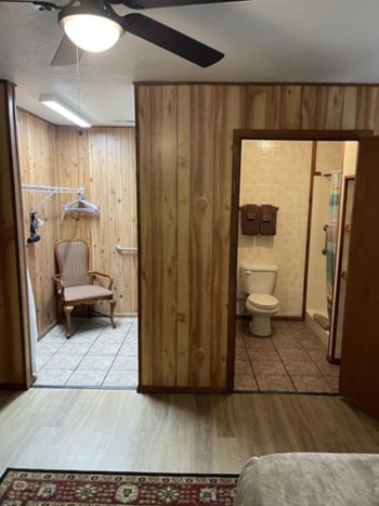2_Bathroom-1