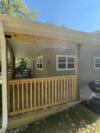 C25-PORCH