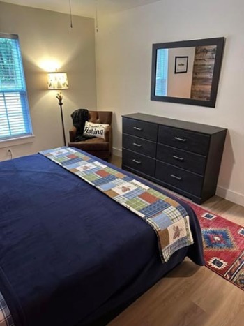 1_Downstairs-bedroom