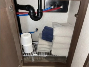TOWELS.jpg-nggid03568-ngg0dyn-350x800x100-00f0w010c010r110f110r010t010